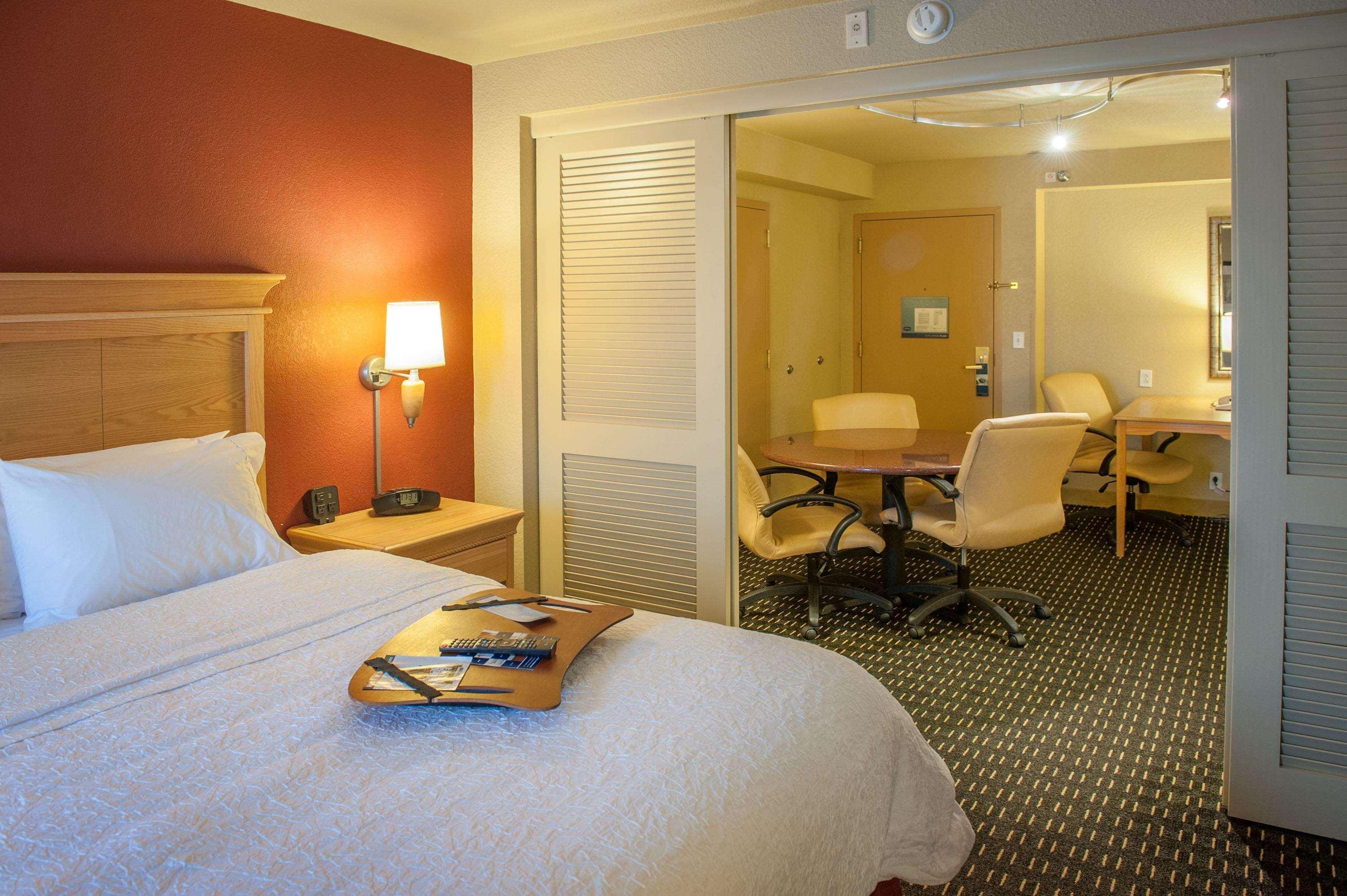 Hampton Inn Pensacola-Airport Exterior foto