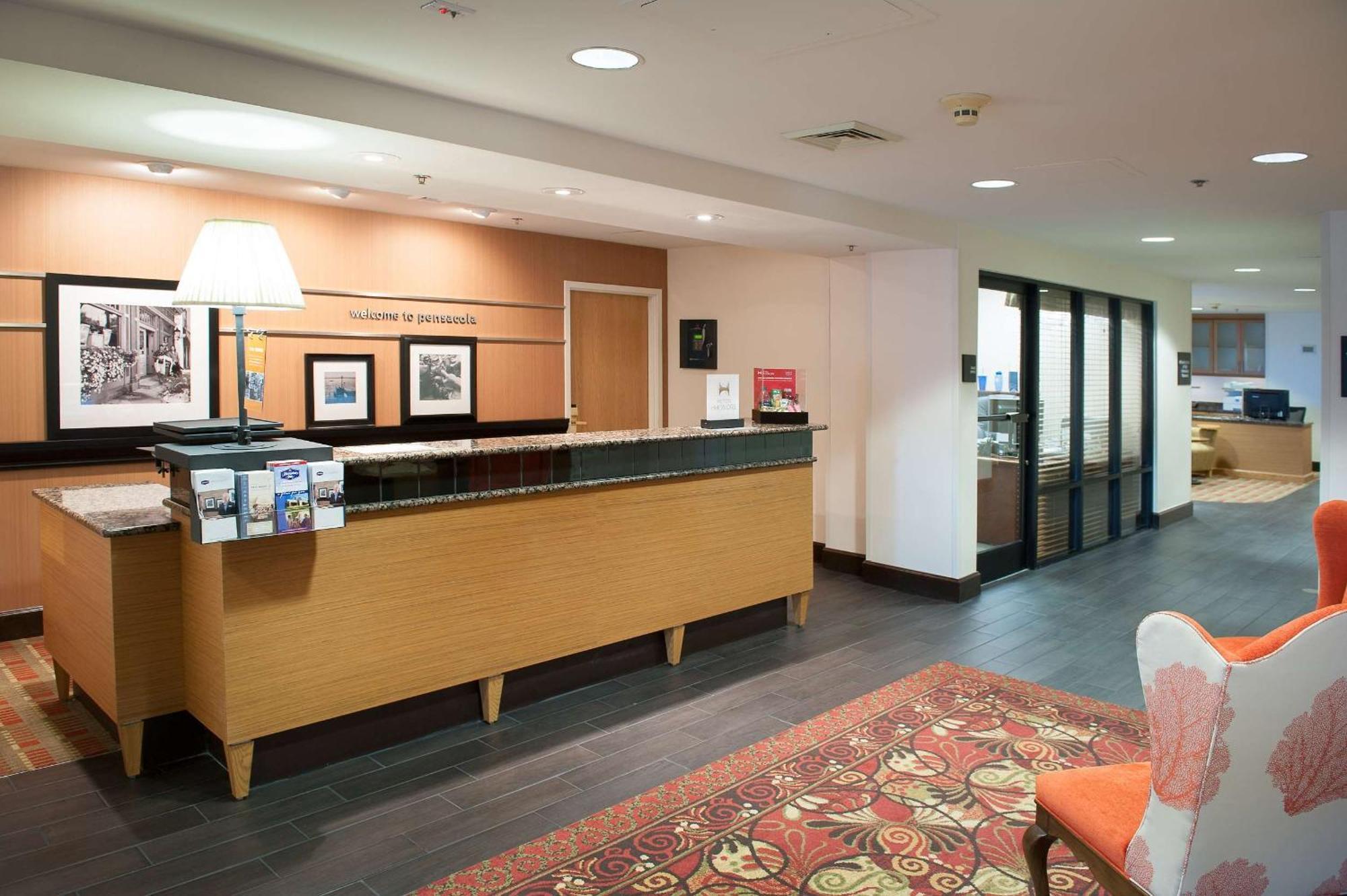 Hampton Inn Pensacola-Airport Exterior foto